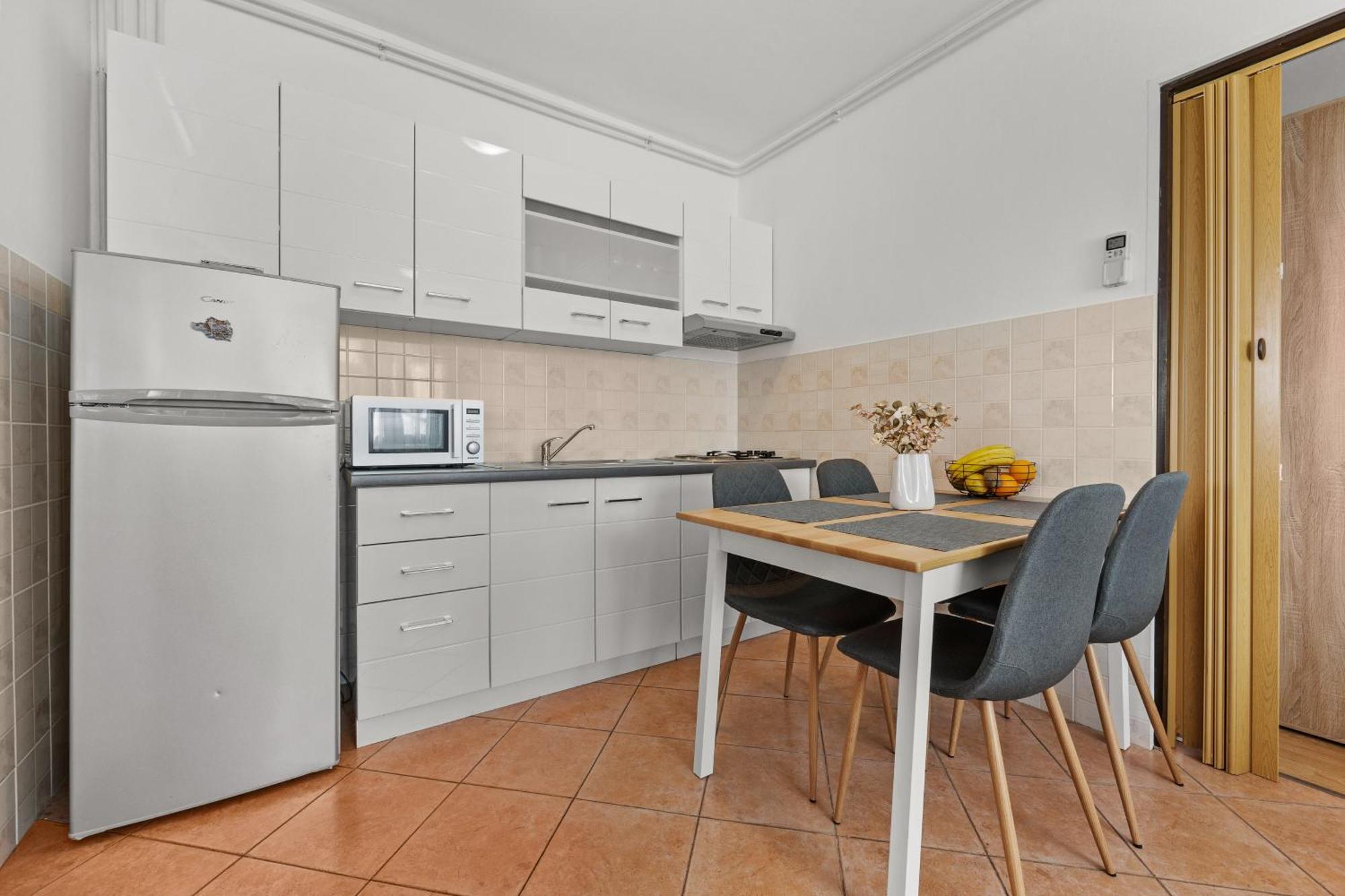 Apartment Danica Valtura Eksteriør bilde